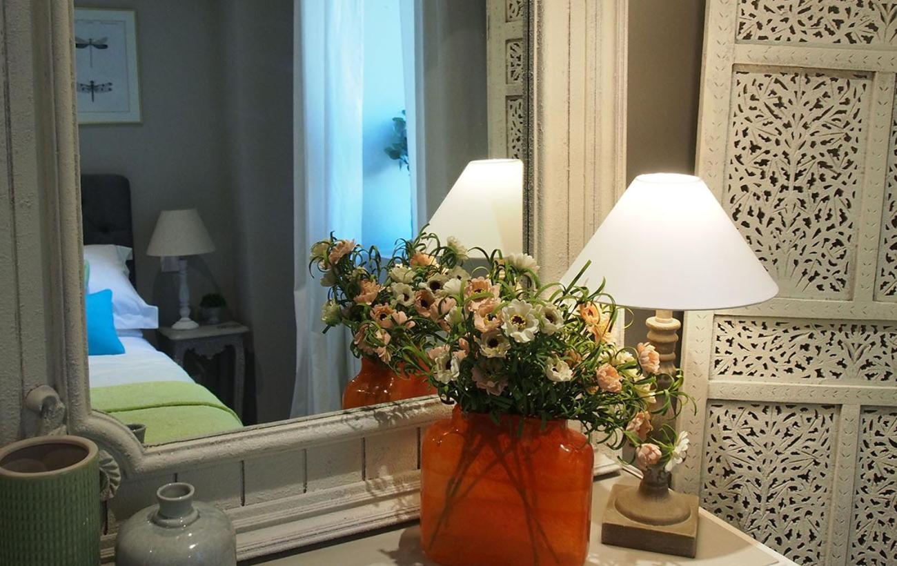 Maison Des Quatre Saisons Les Esseintes Room photo
